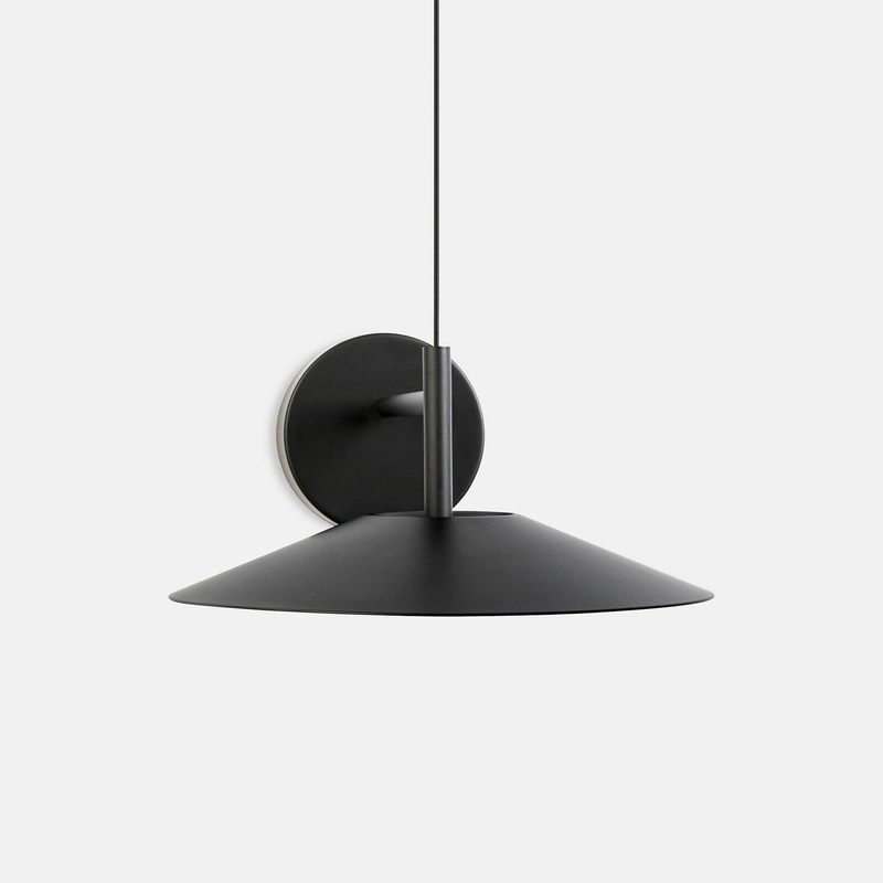 WALL FIXTURE H LED 17 LED WARM-WHITE 2700K ON-OFF BLACK 627LM 05-7742-05-05